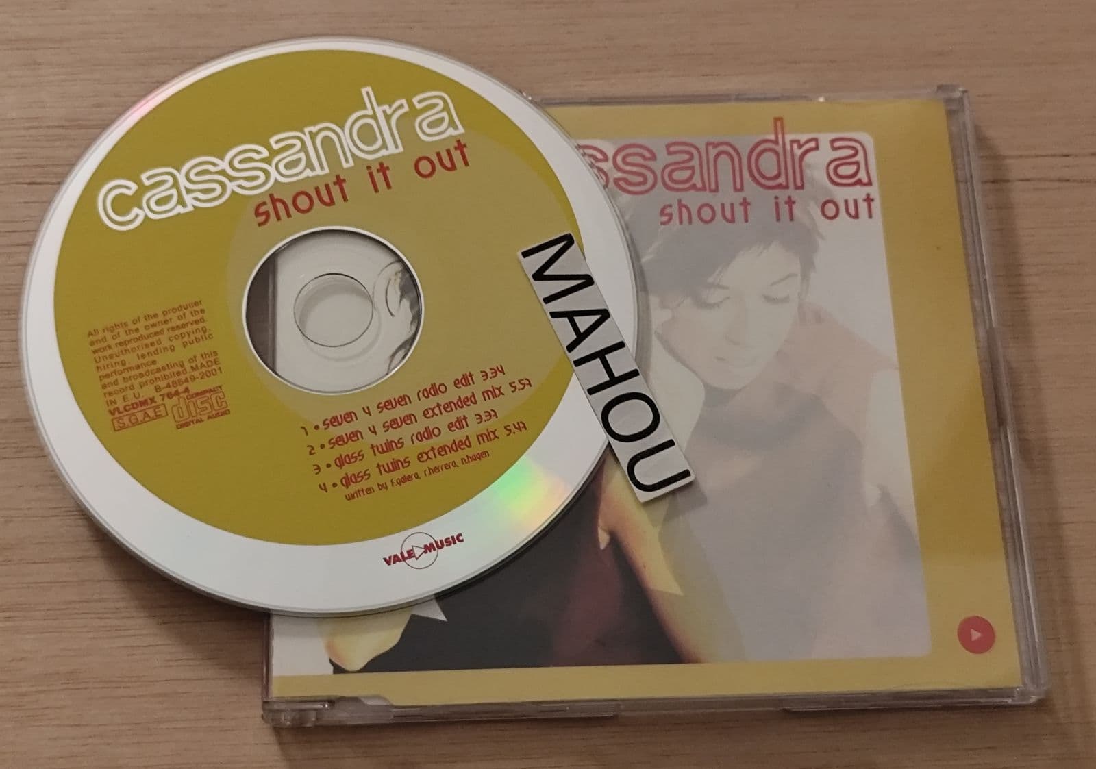 Cassandra-Shout_It_Out-CDM-FLAC-2001-MAHOU