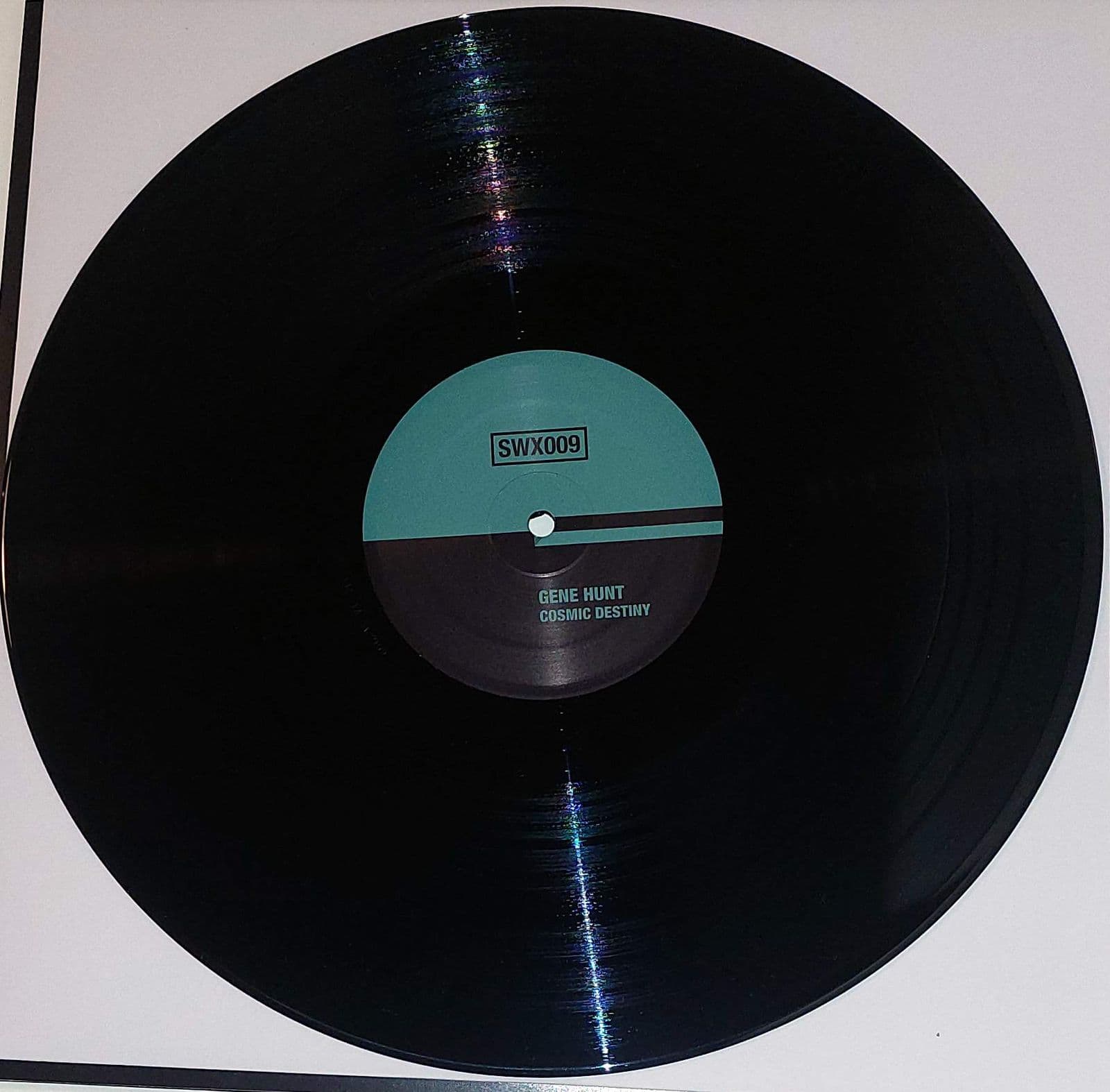 Gene_Hunt-Cosmic_Destiny-_SWX009_-VINYL-2026-EMP