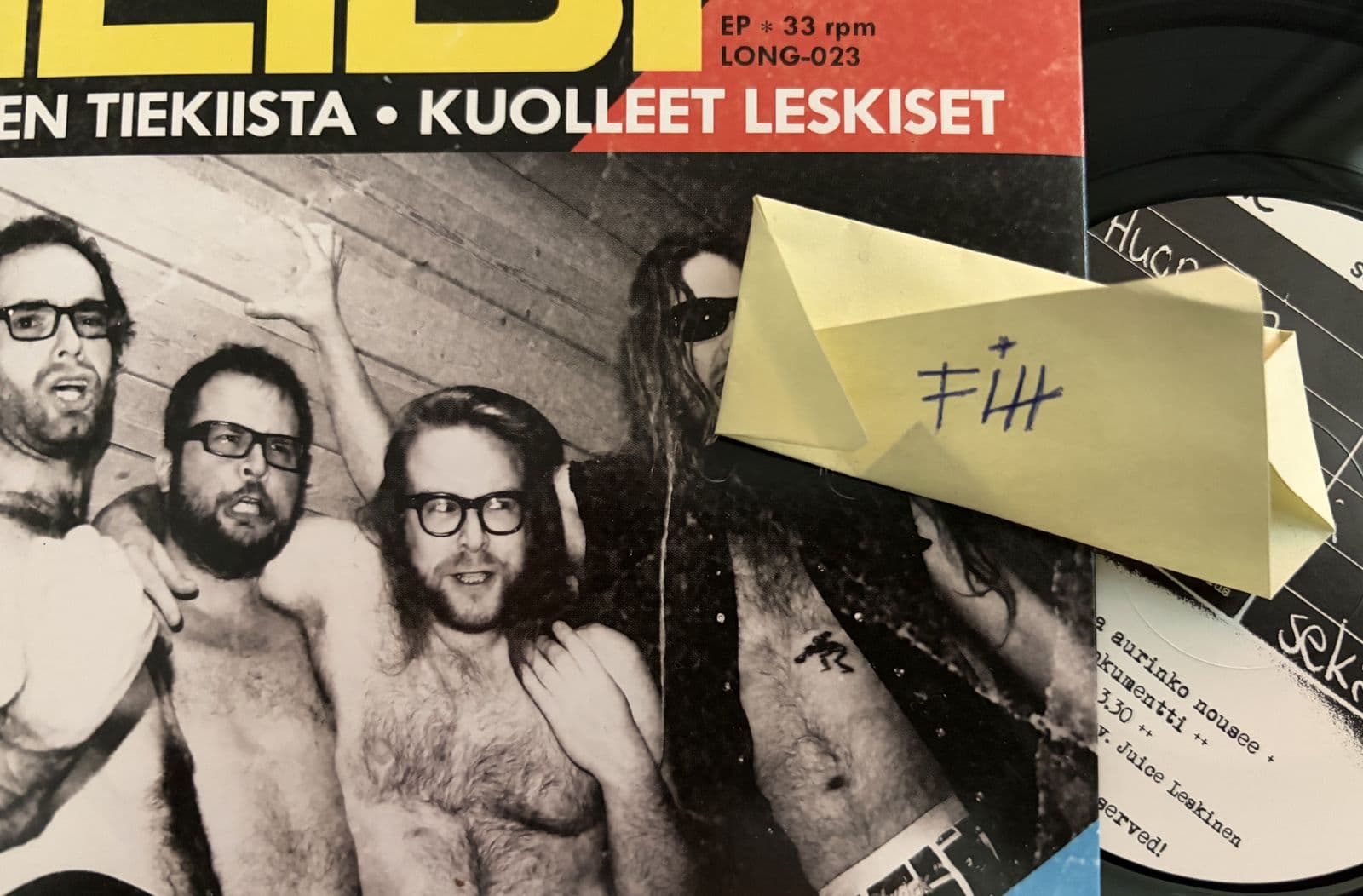 Koljosen_Tiekiista_Kuolleet_Leskiset-Alibi-FI-Split-EP-FLAC-2009-FiH
