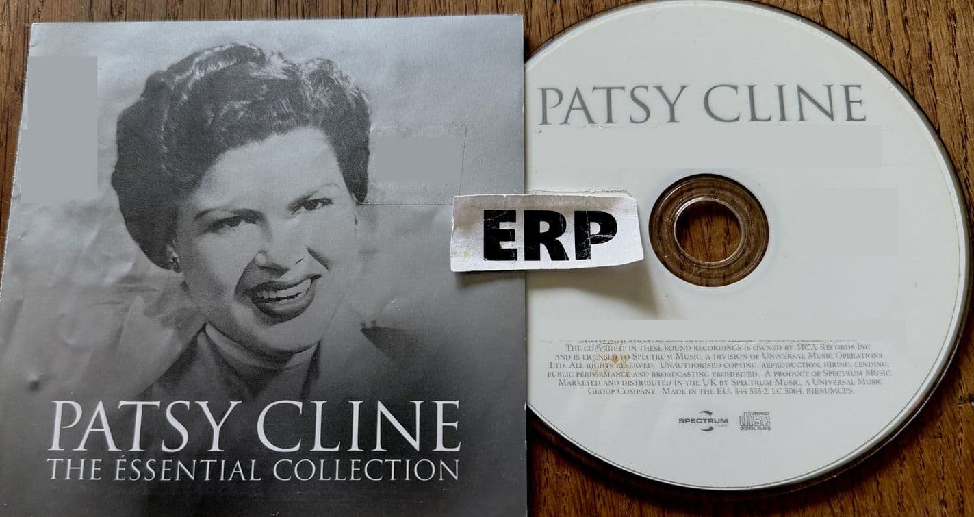 Patsy_Cline-The_Essential_Collection-2001-ERP
